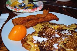 12Feb2013_1_Shrove-Tuesday-Breakfast_Pancakes-Plated