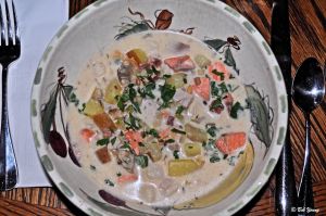 08Mar2013_1a_Fish-And-Shellfish-Chowder_Best