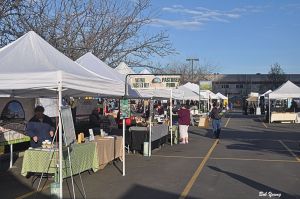 05April2014_1_Boise-Farmers-Market_Booths
