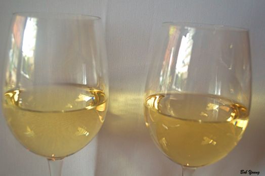 (L) 2012 Vesevo Beveventano Falhnghina Campania, Italy Althnuma Pinot Grigio DOC Val d'Adige, Italy