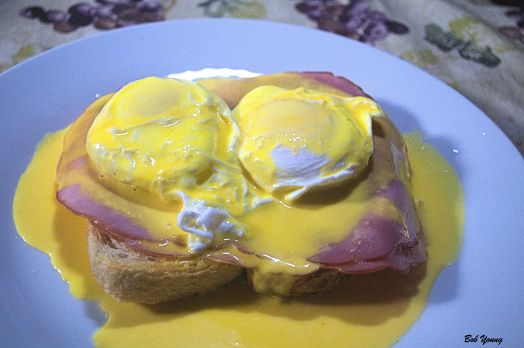 Eggs Benedict