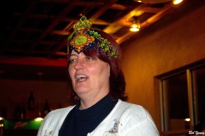 10Dec2014_1a_Buzz-WineClub_Christmas_Cristi-Crown