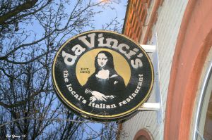 05Feb2015_1a_DaVincis-Eagle_Sign