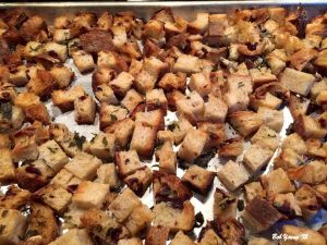 26Nov2015_1a_Turkey-Day-Sequence_Stuffing-Prep