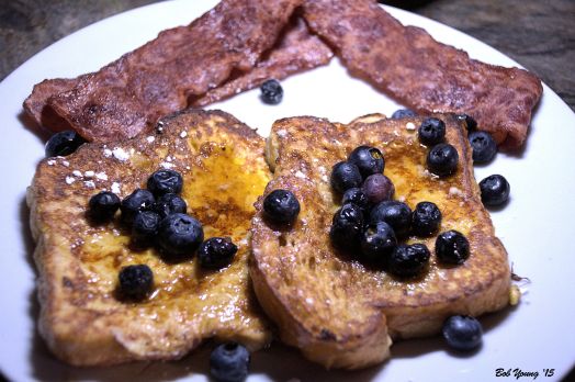 Brioche French Toast with  Blueberries and Powdered Sugar Turkey Bacon