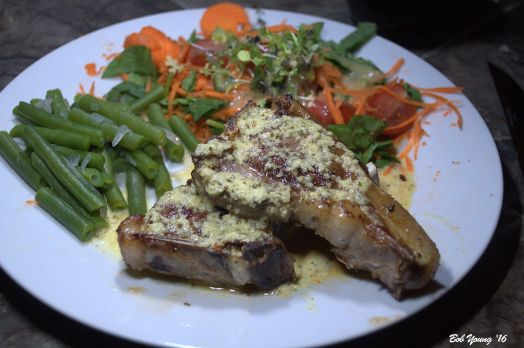 Braised Felzien Lamb Chops Poached Green Beans SApinach Salad with tomatoes, micro greens and carrots Champagne Pear Dressing