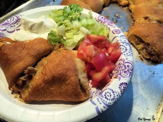 Serve with sour cream, diced fresh tomatoes and fresh shredded lettuce.