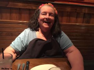 01Aug2016_1e_Captains-Shack-Robin_ Robin-Smiles