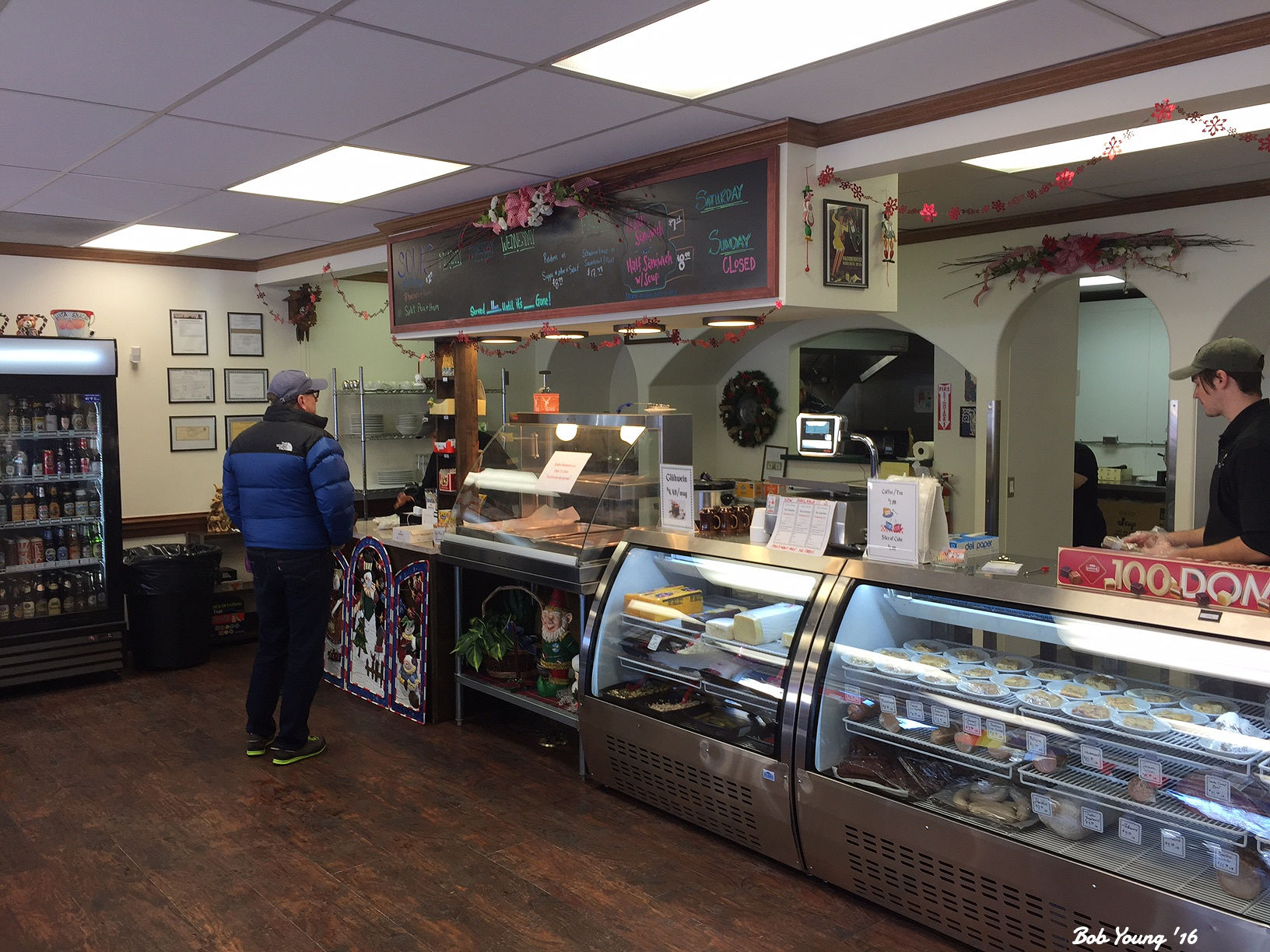 Ordering area. Seating is to the left and just out of view. They were very busy.